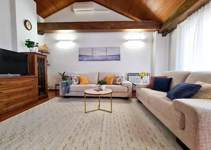 Apartments & Rooms Ivana