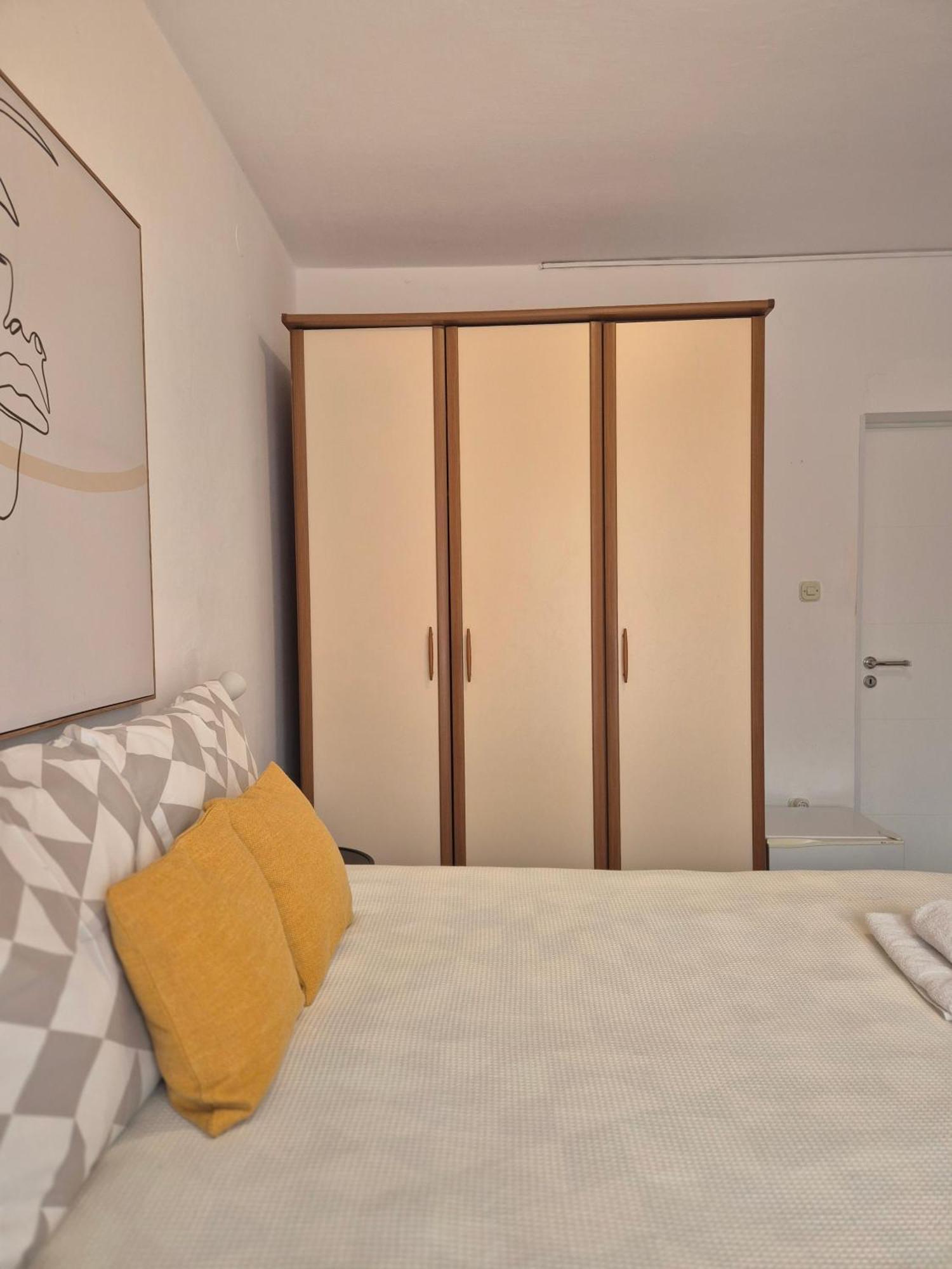 & Ivana Apartment *